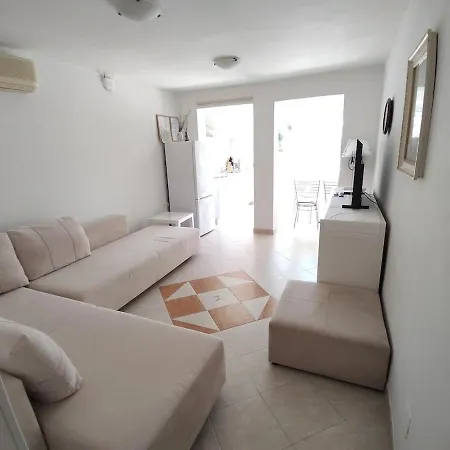 With Terrace In Crikvenica